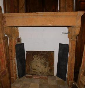 chp279 Burgundy yellow stone fireplace, width cm 193 x h 200